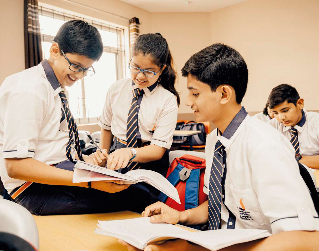 Best school for kids in Sonbhadra - Seth M.R. Jaipuria School Sonbhadra